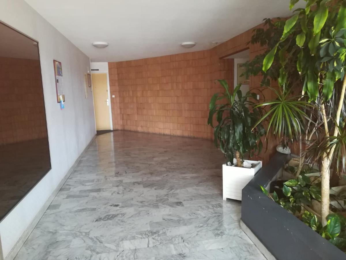 Studio Cabine Vue Port Avec Parking Prive, Piscine, Parc, Boulodrome Agde Exterior foto